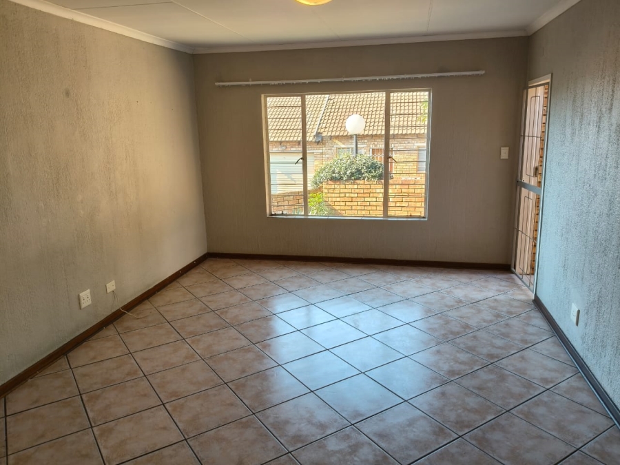 To Let 3 Bedroom Property for Rent in Cashan North West